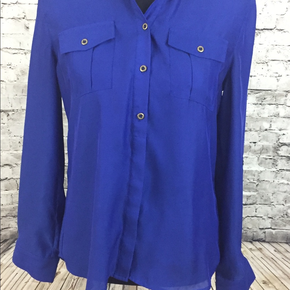 Chico's Vibrant Blue Blouse Size 0. Very soft.
